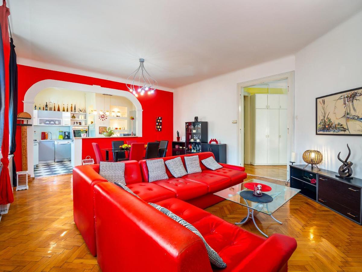 Grand Apartment In Strict Center Of Rijeka Luaran gambar