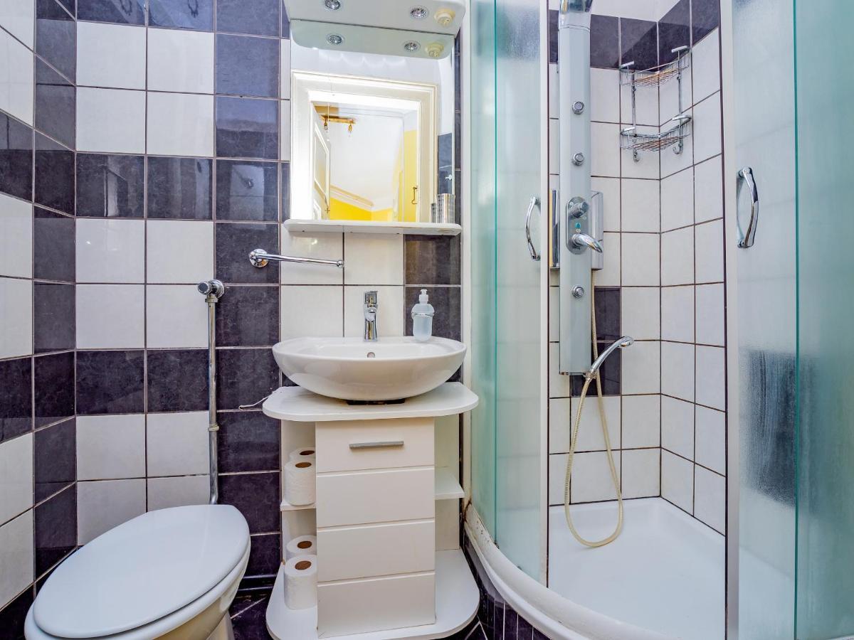 Grand Apartment In Strict Center Of Rijeka Luaran gambar